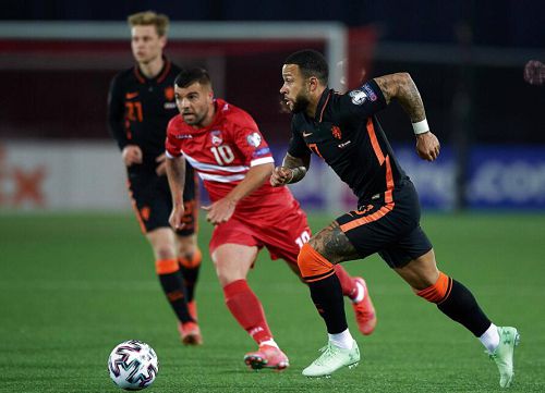  巴萨西甲客场2-0战胜拉斯帕尔马斯，五连胜领跑积分榜